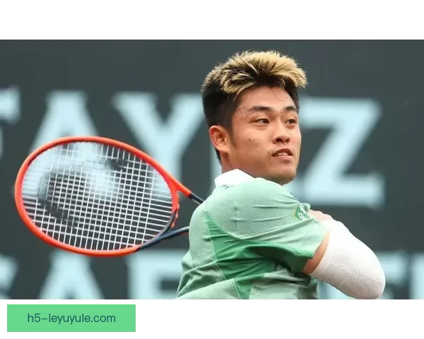 吴易昺为中国队扳平比分勇夺关键胜利